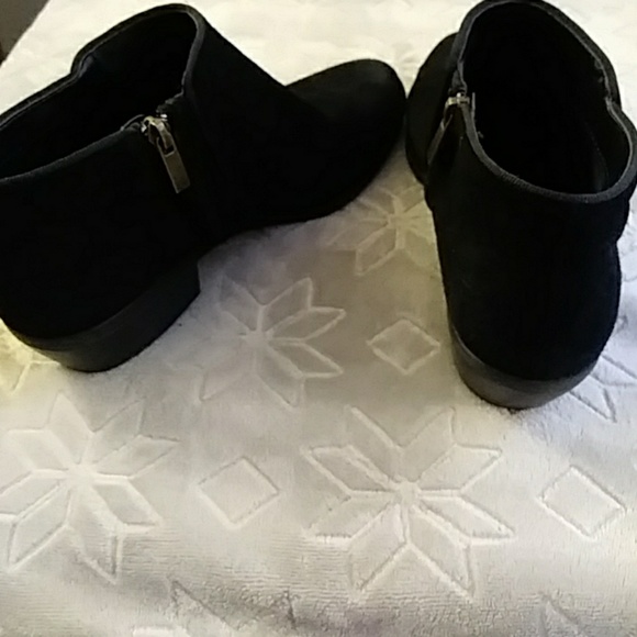 Booties - Picture 3 of 5